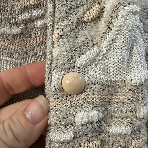 ST JOHN Collection Knit Cardigan Beige White Textured Beaded M Quiet Luxury - Picture 3 of 9